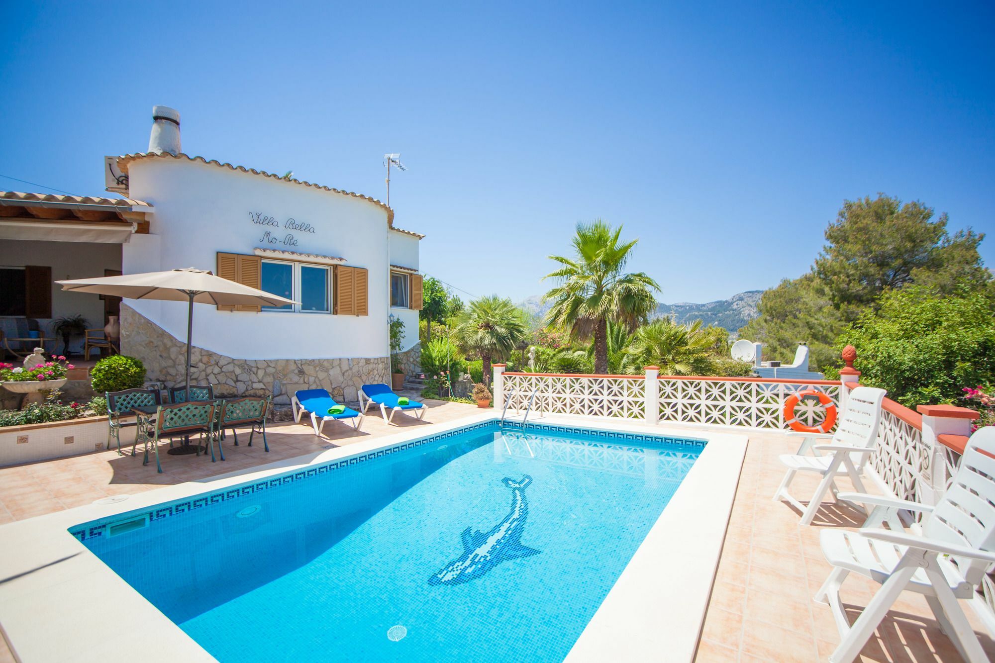 Bella Villa *